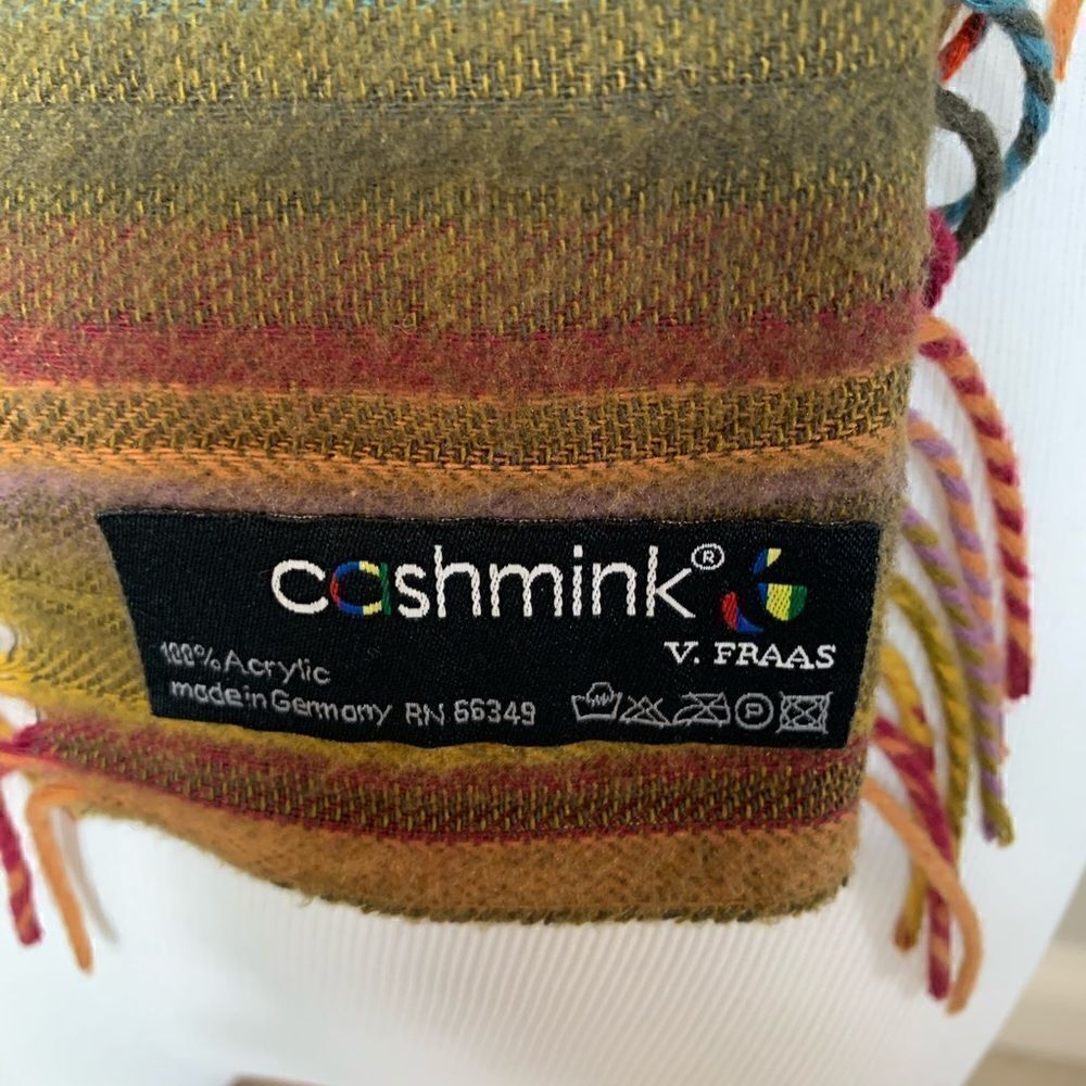 V. FRAAS Cashmink Scarf  - Picture 3 of 3